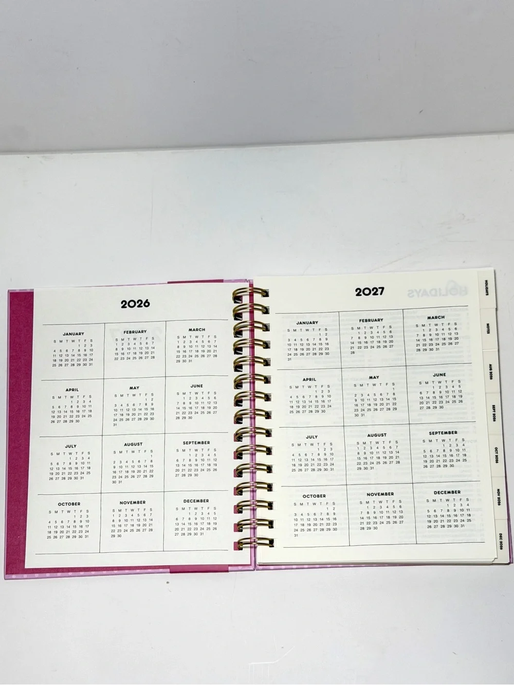 2026-2027 Sanrio Hello Kitty 17-month Monthly Planner (Polka Dot)